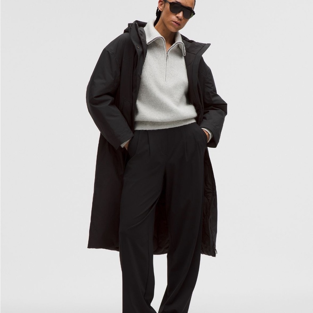 NWT Lululemon Oversized Installed Raincoat Black $400 - Size S